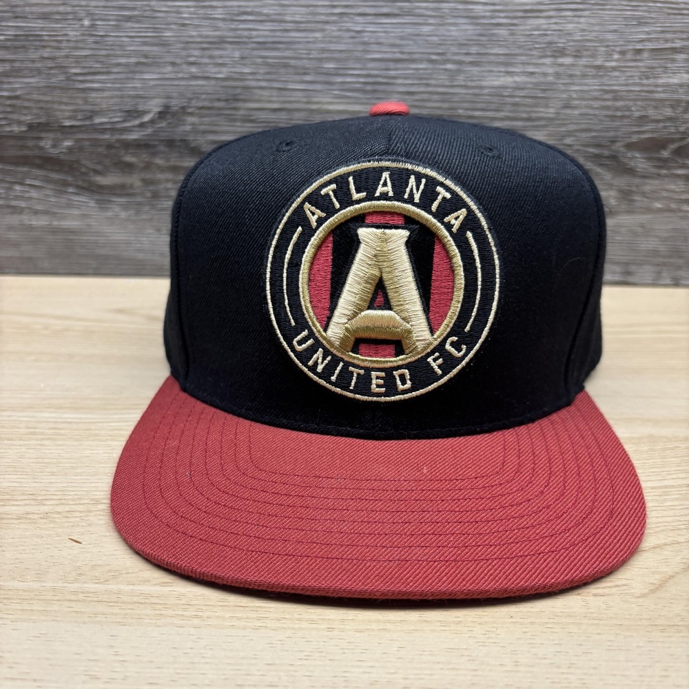 Atlanta United FC Hat Cap Snap Back Mens Black Red MLS Soccer Flatbill